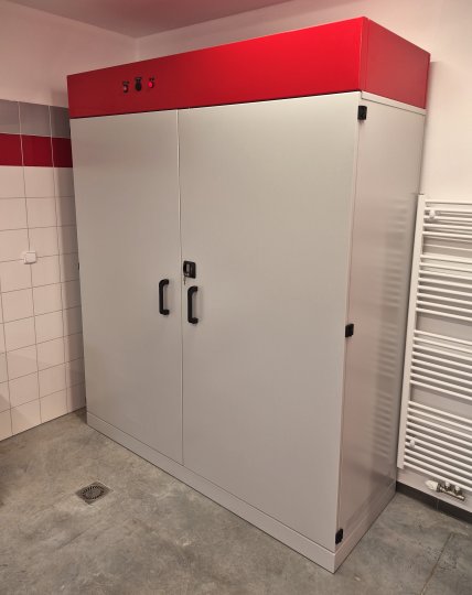 Sušící skříně, vysoušeče rukavic a bot